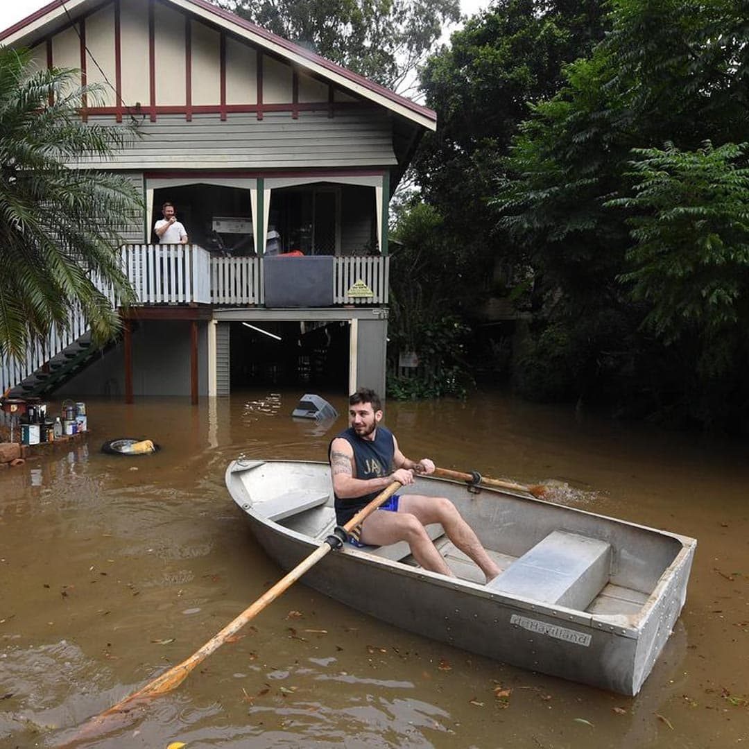 Flooding in the wake of Cyclone Debbie